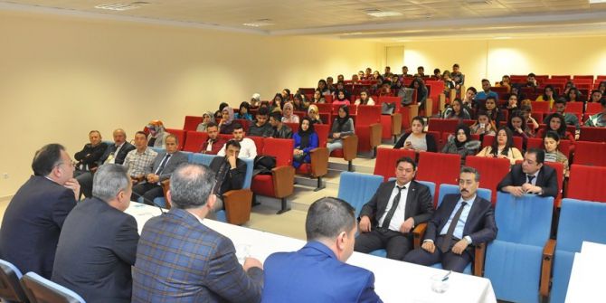 Aeü’de Vergi Paneli Düzenlendi
