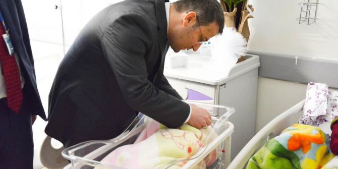 Patlamada Şehit Olan Bekçinin Adı Yeğenine Verildi