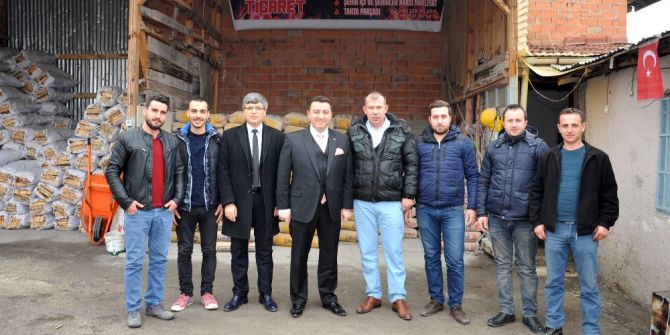 Başkan Bakıcı Yenidoğan Mahalle Esnafı İle Kahvaltıda Buluştu