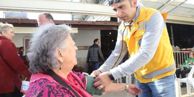 Bodrum’da Vatandaşların Şeker Ve Tansiyonu Ölçüldü