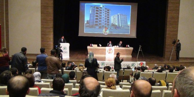 Gazetecilerin Kura Heyecanı