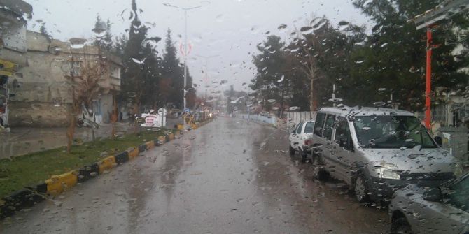 Yavuzeli İlçesinde Yağmur Etkili Oldu