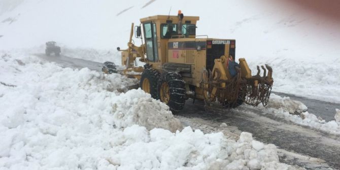 Van-bahçesaray Karayolunda Karla Mücadele Çalışması