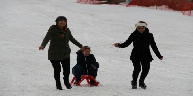 Kyk Öğrencileri, Engelli Öğrenciler İle Kayak Yaptı