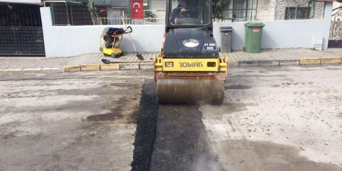 Körfez’de Bozuk Yolların Onarımı Sürüyor
