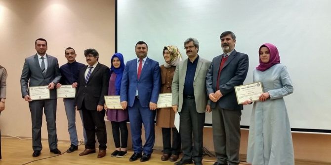 Dereceye Giren Öğrencilere Başarı Belgesi Verildi