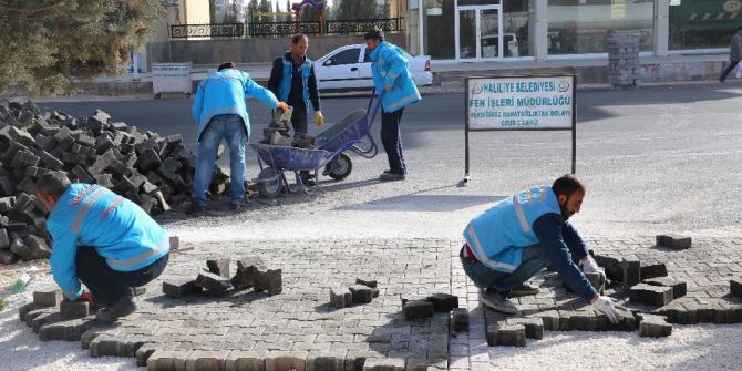 Haliliye Belediyesinden Karşıyaka Mahallesinde Kilitli Taş Çalışması