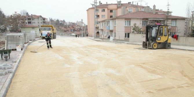 Odunpazarı Belediyesi Karapınar’a Hizmet Etmeye Devam Ediyor