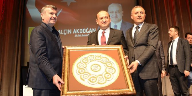 Yalçın Akdoğan: “Yeni Anayasa, Güçlü Türkiye”yi Anlattı