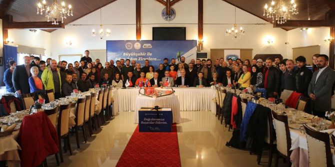 Büyükşehirden Dağcılık Kulüplerine Malzeme Desteği