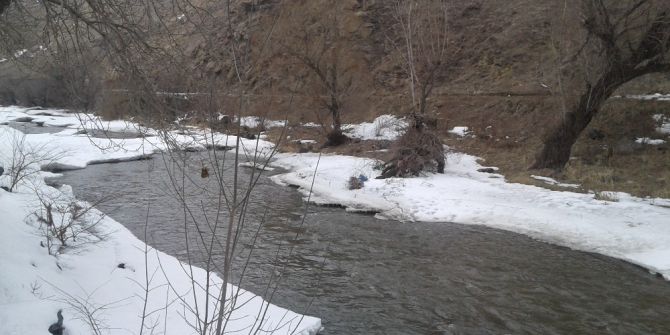 Kars Çayında Buzlar Erimeye Başladı