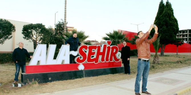 Alaşehir Belediyesi’nden "Çek Gönder" Projesi