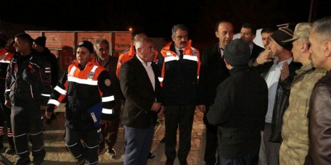 Afad Samsat’ın Yaralarını Sarıyor