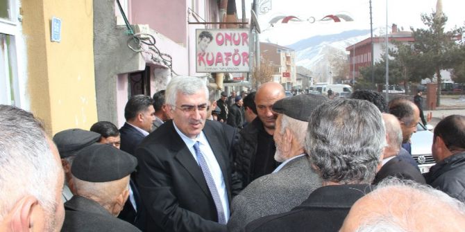 Öz: “Vesayetçileri Sandığa Gömeceğiz”