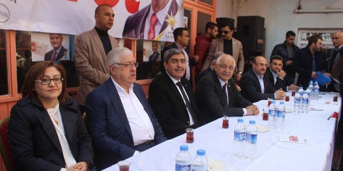 Yavuzeli’de Ak Parti Referandum Seçim Bürosu Açıldı