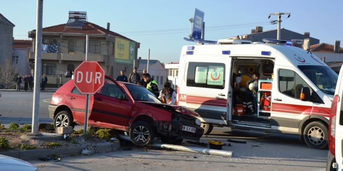 Biga’da Trafik Kazası; 3 Yaralı