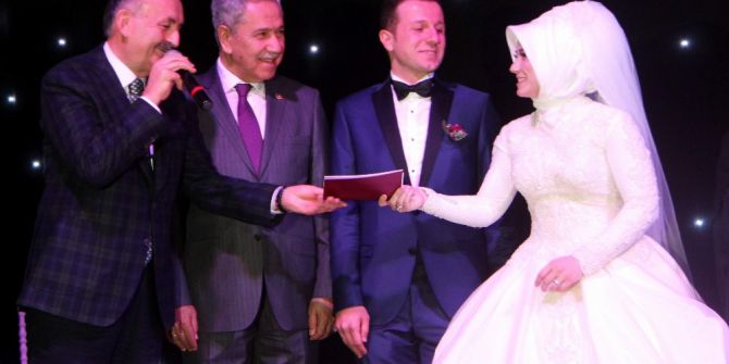 Bakan Müezzinoğlu Nikah Şahidi Oldu