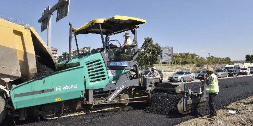Büyükşehir’den Yol Ve Asfalt Çalışması