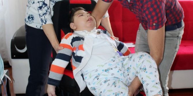 Engelli Taha İnternetten Sipariş Kurbanı Oldu