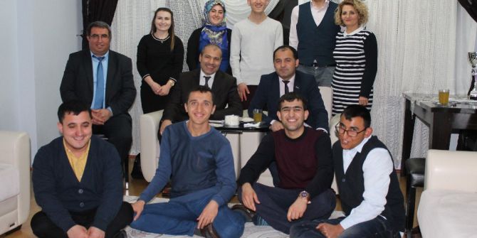 Umut Evlerinde Yetişen Genç Memur Oldu