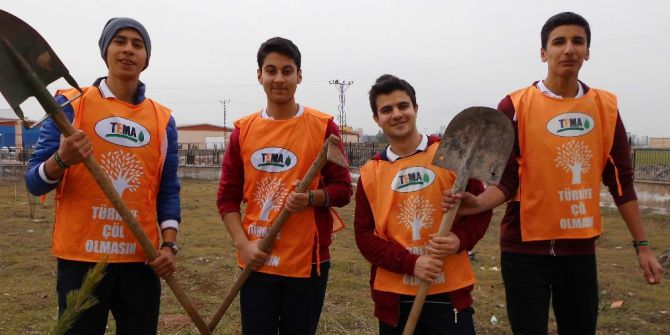 Tema Bağlar’da 550 Fidan Dikti