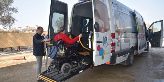 Engeller Yunusemre’yle Aşılıyor