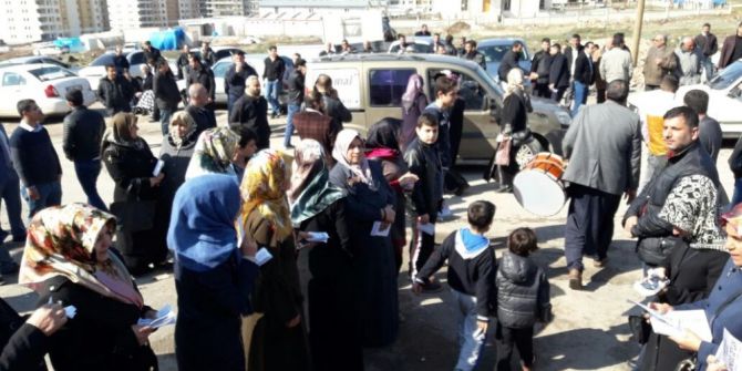 Yeni Kurulan Mahalleye 2’si Kadın Toplam 82 Kişi Muhtar Adayı Çıktı