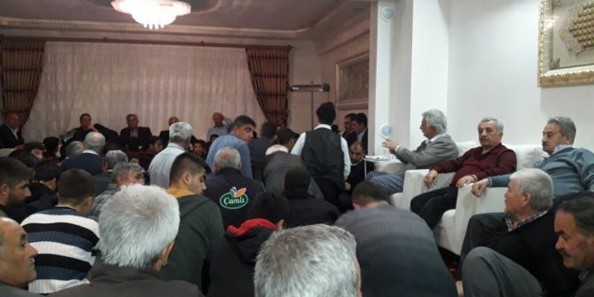 Akçadağ’da Referandum Bilgilendirme Toplantısı Düzenlendi