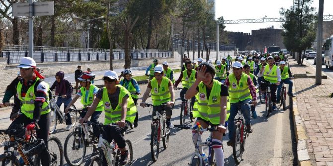 Sağlıklı Yaşam İçin Pedal Çevirdiler