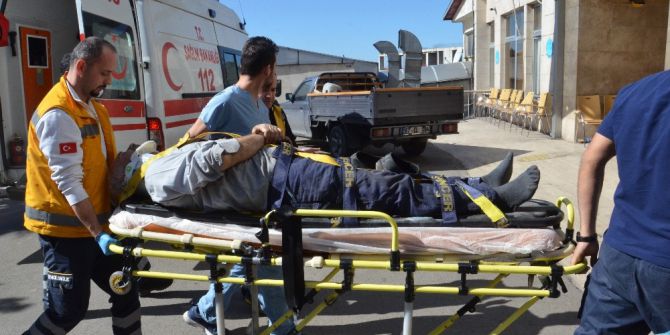 Gecekondunun Çatısından Aşağıya Düştü