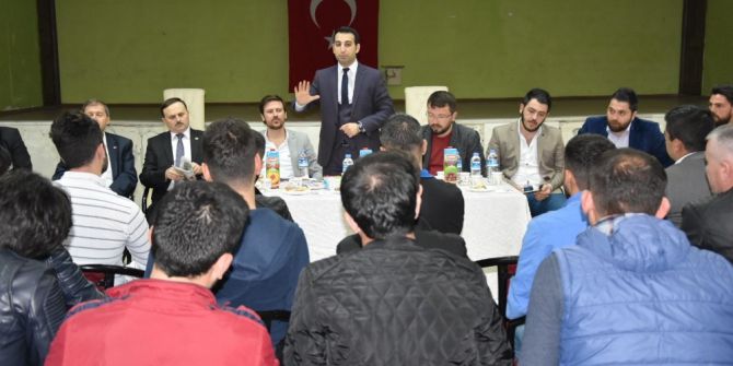 ‘Genç Kürsü’de Yeni Anayasayı Anlattılar