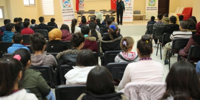 Çocuk Meclisi ’Sigarasız Bir Toplum İçin El Ele’ Çağrısı Yaptı