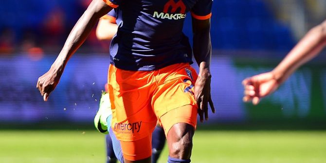 Adebayor, İlk Lig Maçına Çıktı