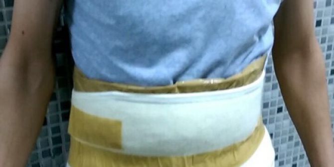 Vücuduna Bağladığı Uyuşturucuyla Yakalandı