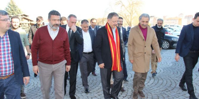 Bakan Özhaseki’den Kayserispor’a Ziyaret