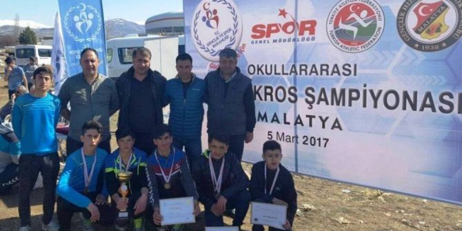 Erciş Ybo Öğrencilerinden Türkiye Birinciliği