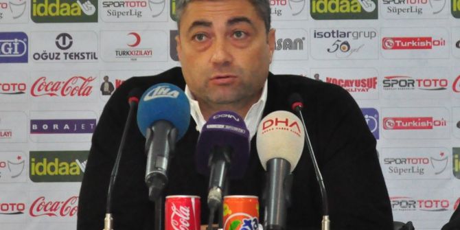 Şahin: "Bana Saygı Duymaya Bilirsiniz Ama Lütfen Oyuncularıma Saygı Duyulsun"