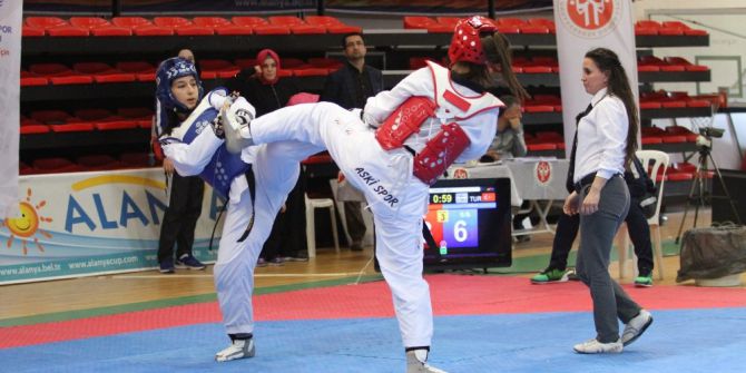 Alanya’da Türkiye Ümitler Tekvando Şampiyonası Sona Erdi