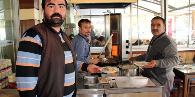 Okyanus’un 6’ncı Yılı Onuruna Döner Dağıttı