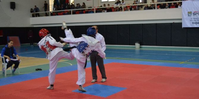Okullar Arası Tekvando Gençler İl Birinciliği