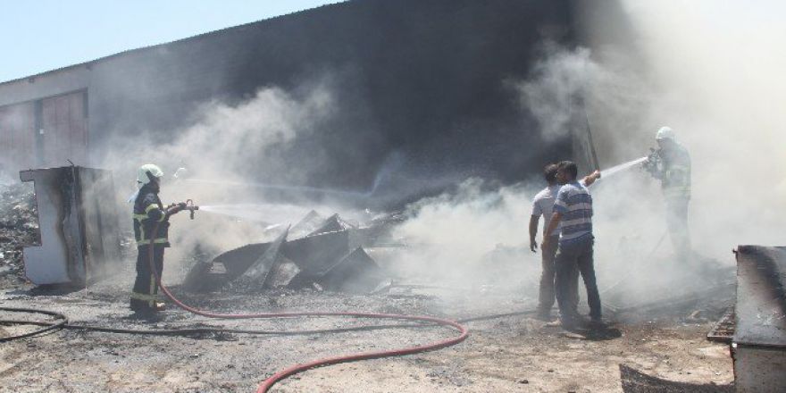 Didim’de Hurdacıda Çıkan Yangın Korkuttu