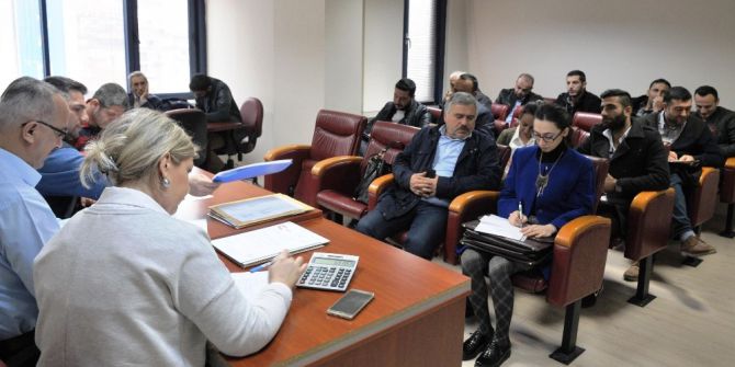 İzmit’te Bozulan Yollar İçin Tamir İhalesi