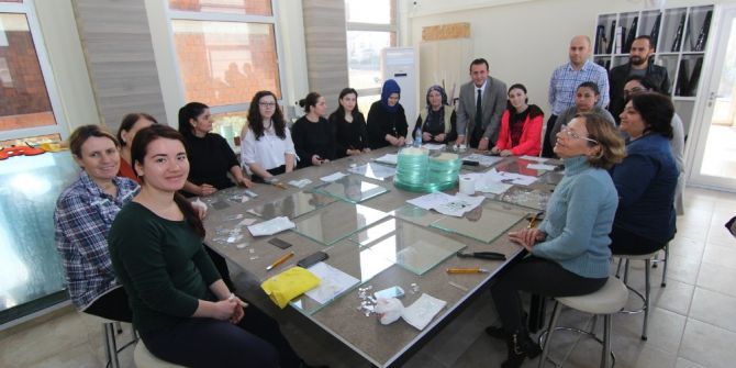 Menderes’te 300 Kadına İş Kapısı Açacak Proje