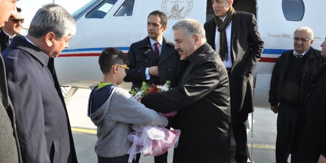 Bakan Arslan, Digor’da Halka Seslendi