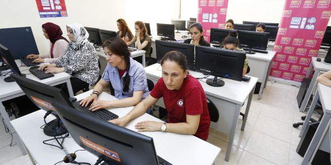 Teknosa, 10 Yılda 15 Binden Fazla Kadını Teknolojiyle Buluşturdu