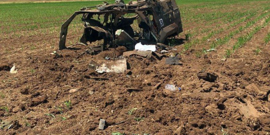 Zırhlı Aracın Geçişi Sırasında Patlama: 3 Şehit