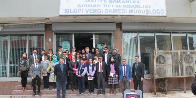 Silopili Öğrencilerden Vergi Dairesine Ziyaret