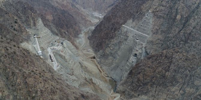 Yusufeli Barajı’nın Gövdesinde Kullanılacak Betonla 150 Metrekare 35 Bin Daire Yapılabiliyor