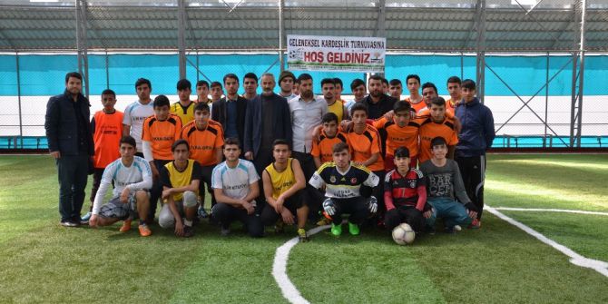 Siverek’te Liseler Arası Kardeşlik Turnuvası Düzenlendi