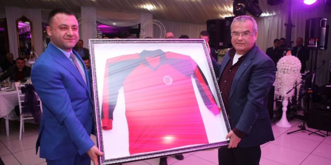 50 Yıllık Forma, 106 Bin Tl’ye Alıcı Buldu